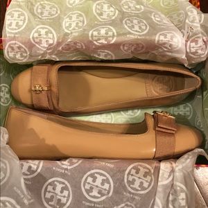 Tory Burch 43096 Trudy Smoking Slipper